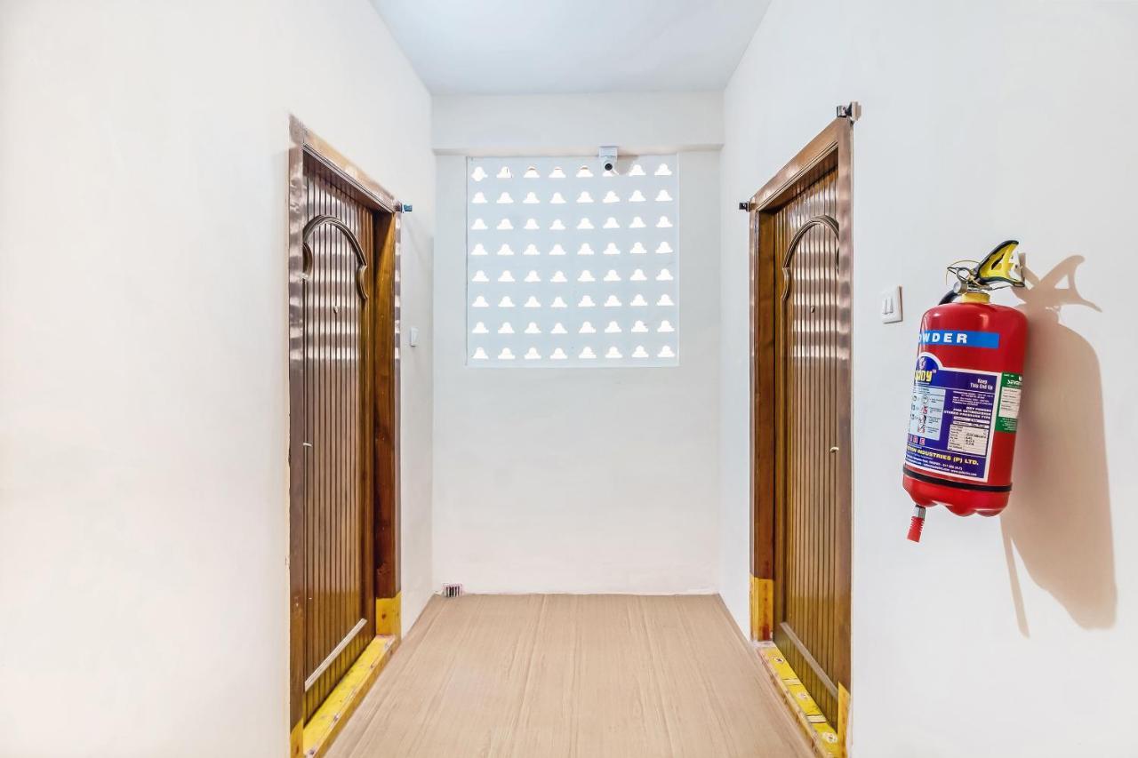 Flagship 76022 Jayalakshmi Service Apartment Tirupati Ngoại thất bức ảnh
